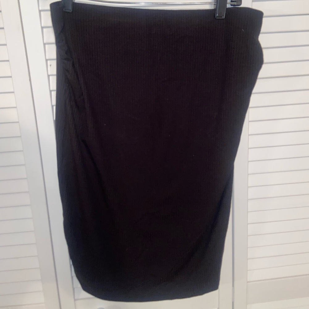 High waisted skirt
